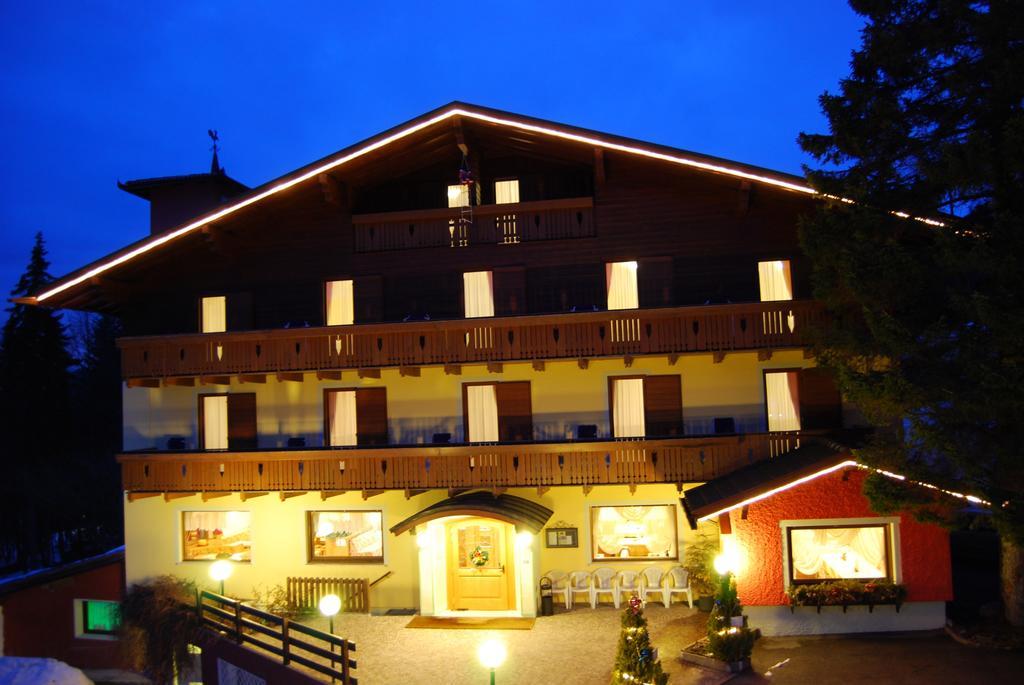 Albergo Villa Cristina Folgaria Zewnętrze zdjęcie